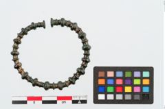 Foto von Bronzeknotenarmreif (NHMW-PRAE-024951)